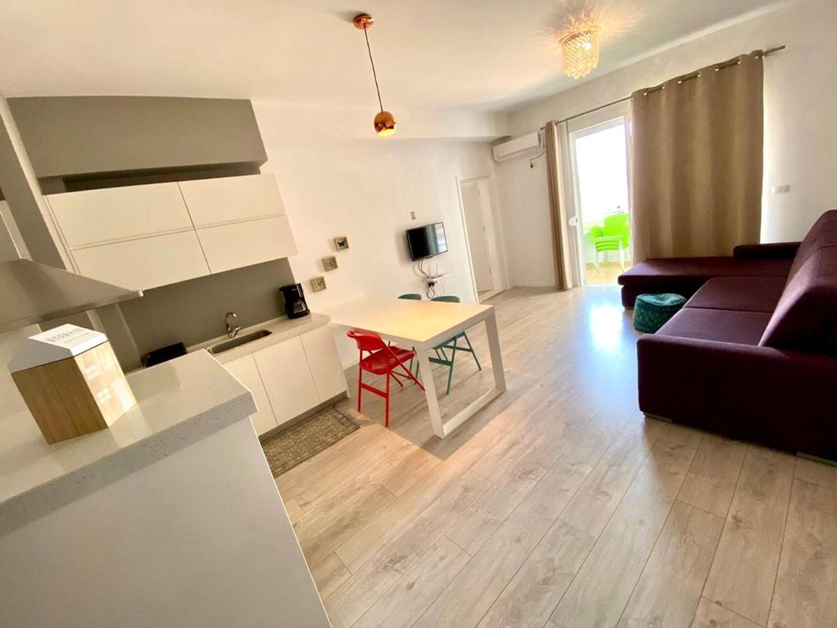 Rock Apartments Saranda Extérieur photo
