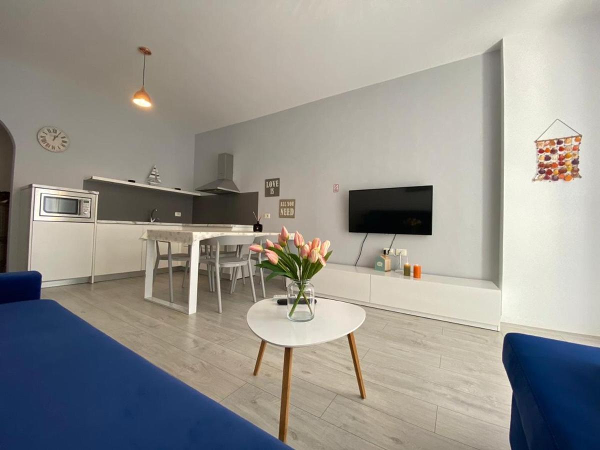 Rock Apartments Saranda Extérieur photo