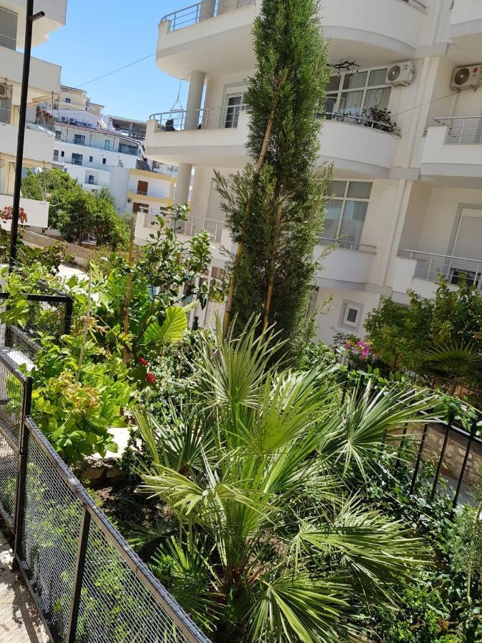 Rock Apartments Saranda Extérieur photo