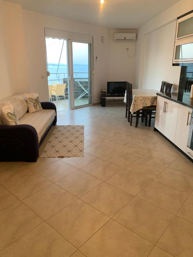 Rock Apartments Saranda Extérieur photo