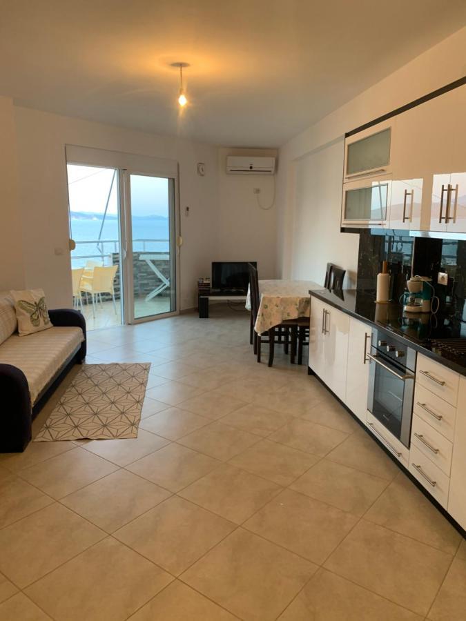 Rock Apartments Saranda Extérieur photo
