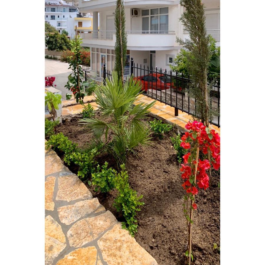 Rock Apartments Saranda Extérieur photo